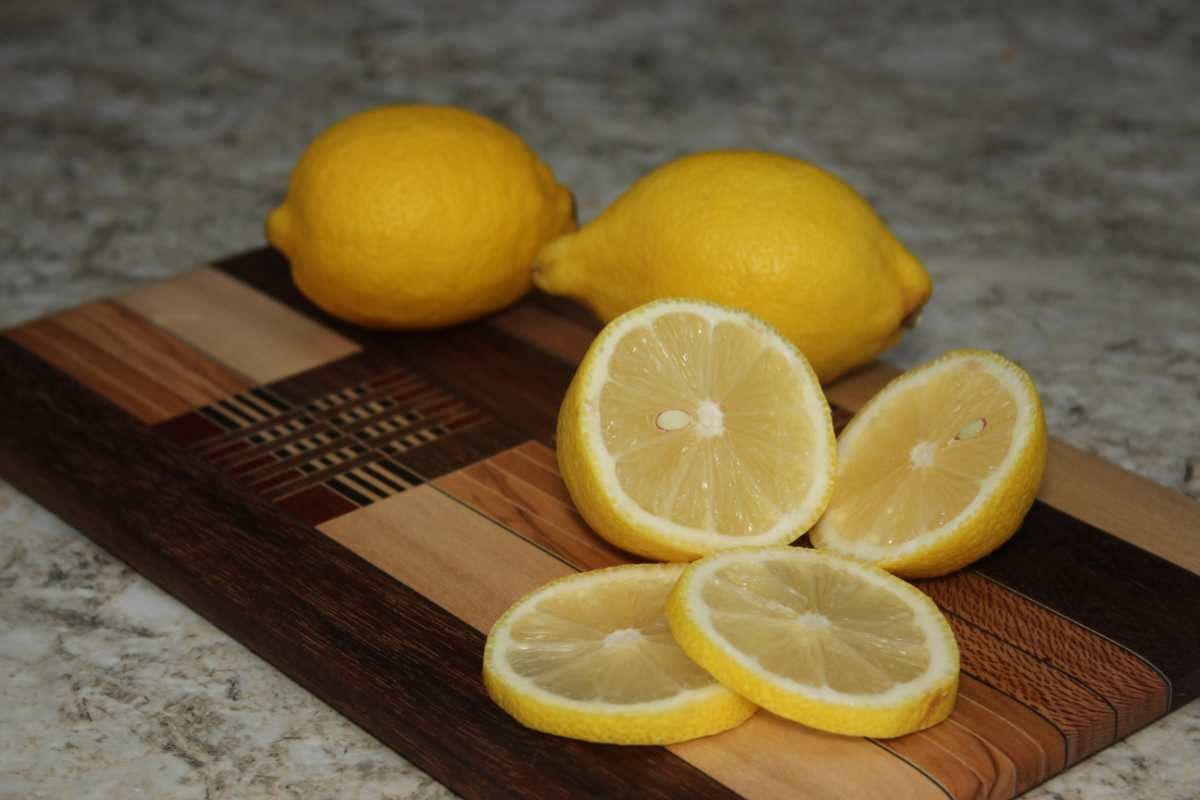 Limoni